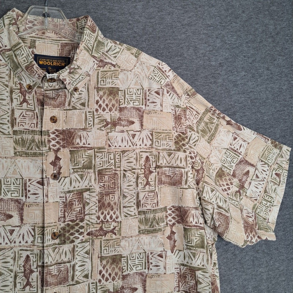 Woolrich Button Down Shirt Mens XL Beige Fish Tribal Block Print Short Sleeve